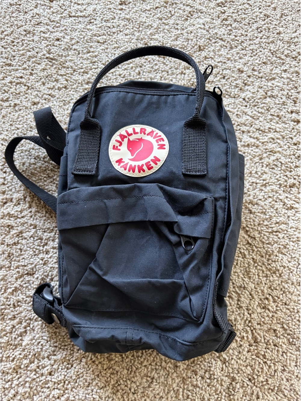 Fjällräven Kånken Mini Backpack – Classic Black